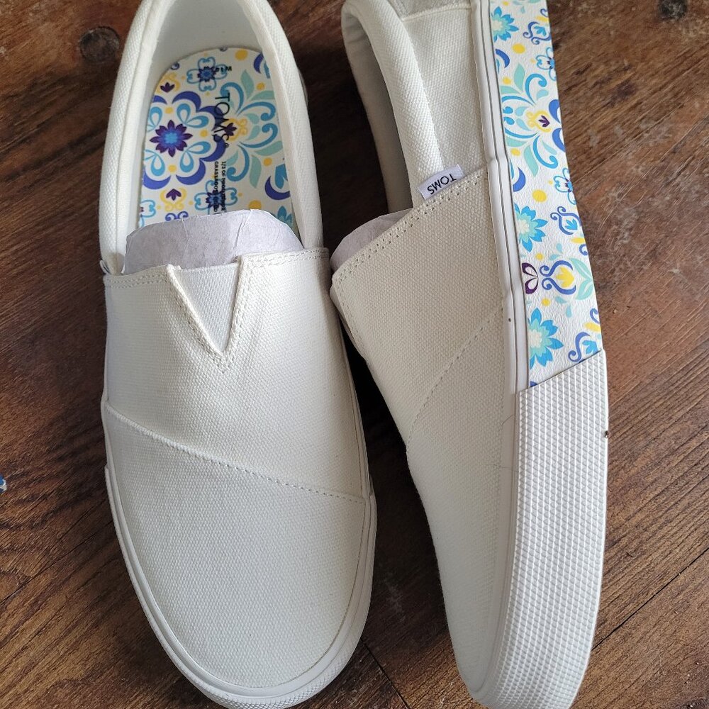 Slip ons